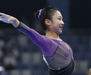 解析旧金山巨人队如何在星光有限阵容下通过极致换人实现战术制胜